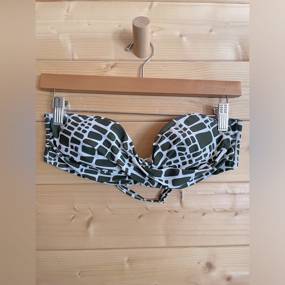 DKR & Co. Swim Top 10